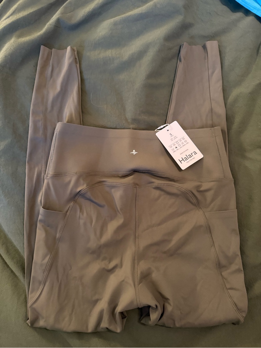 Halara Booty Lifting Tummy Control Leggings - Olive - Picture 2 of 5